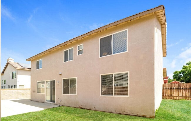Building Photo - 42516 Coronet Ct Rental