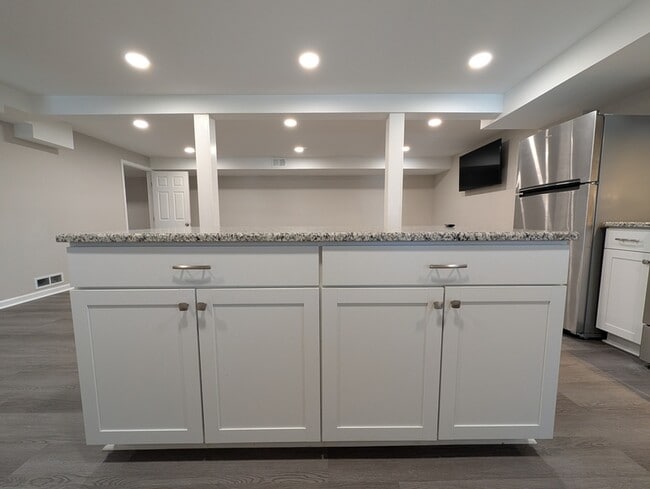 Photo - 120 Berkshire Pl