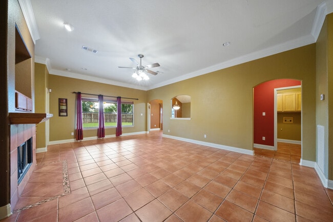 Photo - 1214 Sugar Land Dr