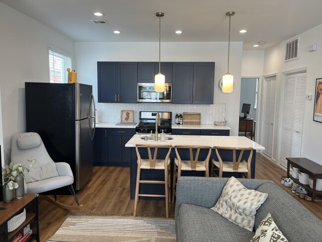 Building Photo - 959 Summit Ave Unit 3 Rental