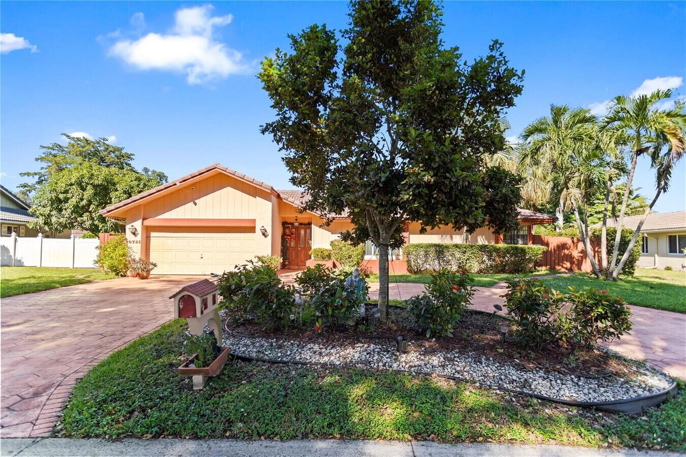 Photo - 10731 NW 17th St Unit 10731