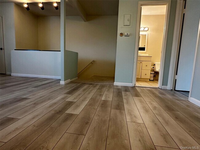 Photo - 10 Bailey Ct Unit 10