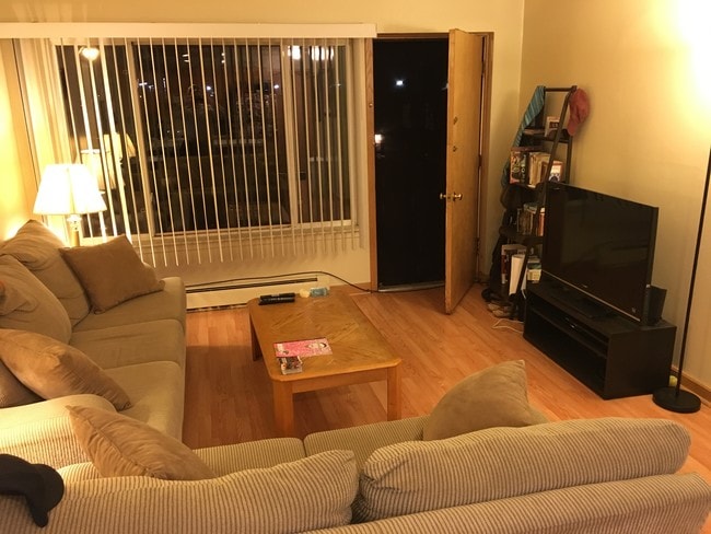 Photo - 824 Brown St Unidad Brown