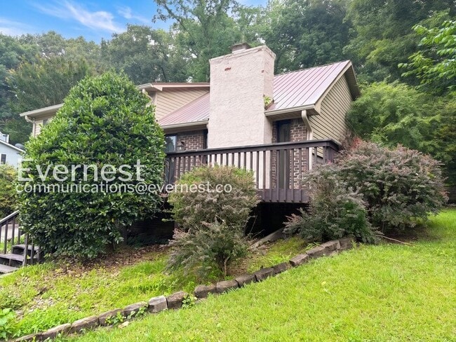 Photo - 716 Brookview Dr
