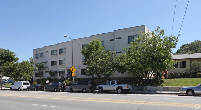 Eastern Manor Apts