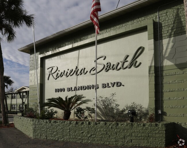 Photo - Riviera South Apartments
