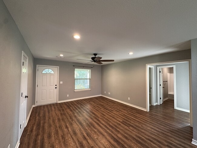 Photo - 11365 AR-237