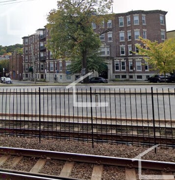 Building Photo - 1350 Commonwealth Ave Rental