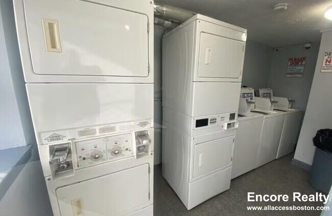 Photo - 176 N Beacon St Unit 1A