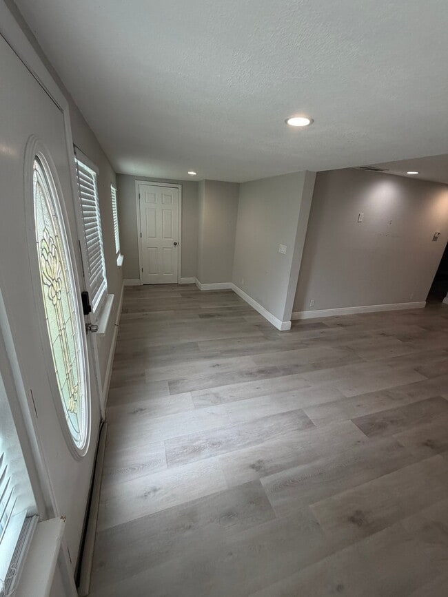 Photo - 8409 N Lynn Ave