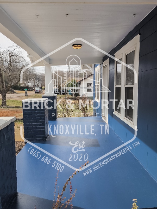 Photo - 1733 Allen Ave