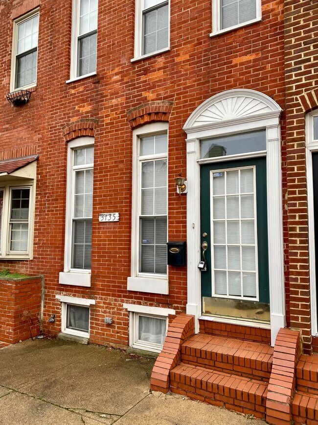 Gorgeous 2Bed/2.5Bath Townhome with Roofto... - Gorgeous 2Bed/2.5Bath Townhome with Roofto...