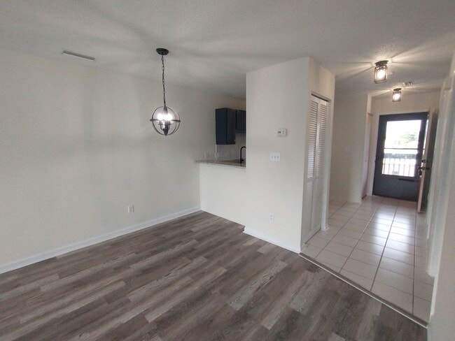 Photo - Watermark Unit Watermark MB