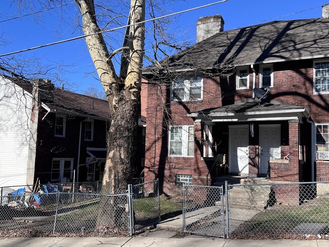 Photo - 1205 Sarah St Unit B