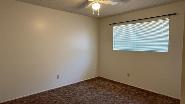 Photo - 1444 N Lemoore Ave