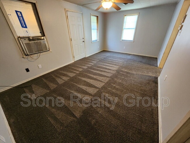 Photo - 6333 N 35th St Unit Apt 4