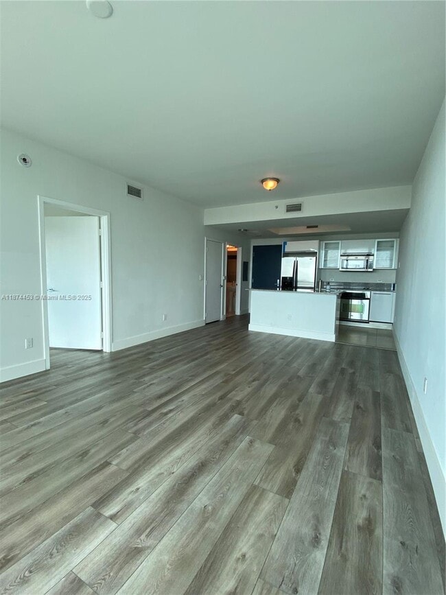 Photo - 888 Biscayne Blvd Unidad 911