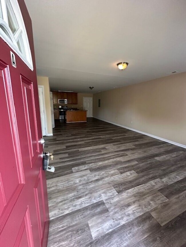 Photo - 3 Bedroom 2 Bathroom Duplex