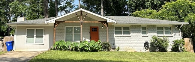 Building Photo - 1909 Cindy Dr Rental