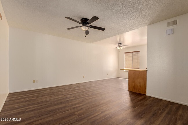 Photo - 936 N Revere Unit 202