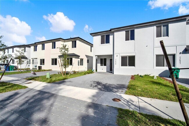 Photo - 22535 SW 125th Ave