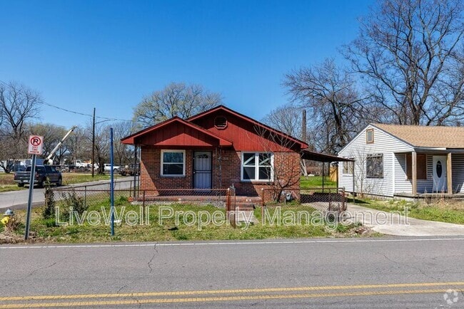 Building Photo - 3936 Fred L Shuttlesworth Rd Rental
