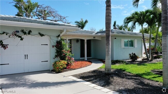 Building Photo - 253 Bayshore Dr Rental