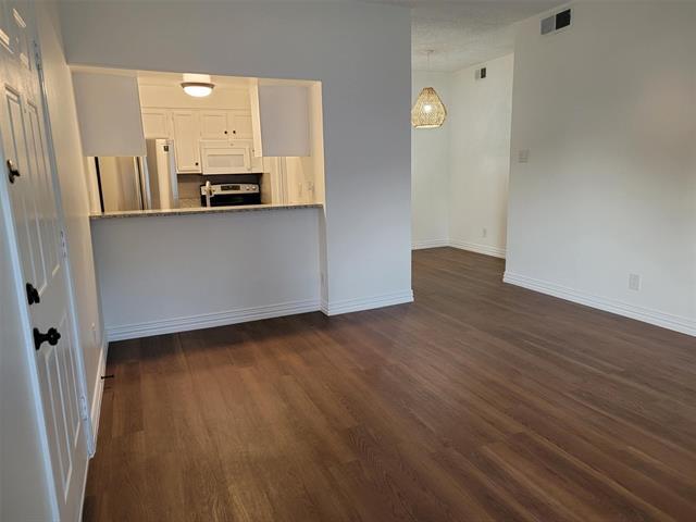 Building Photo - 1503 N Garrett Ave Unit 204 Rental