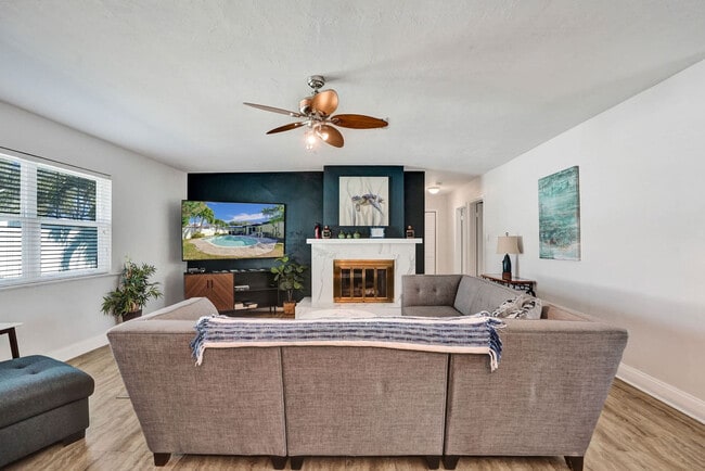 Photo - 2785 SE 2nd St Unit SI ID1541806P