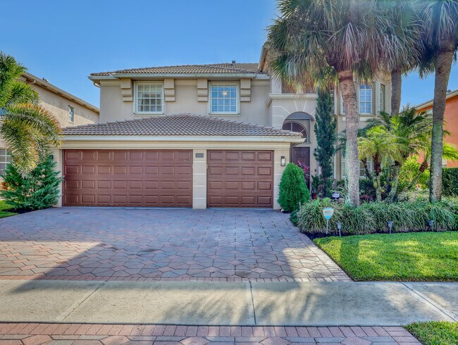 Photo - 2227 Ridgewood Cir
