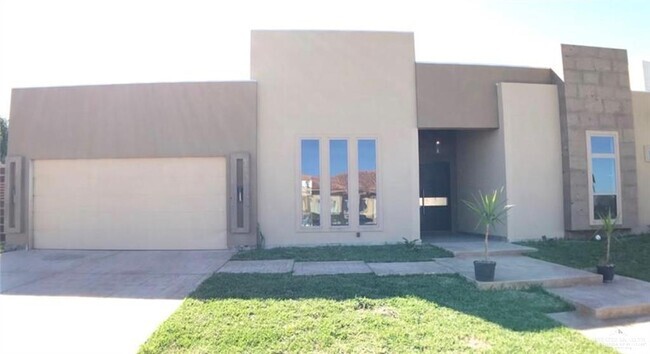 Building Photo - 4701 Sweetwater Ave Rental