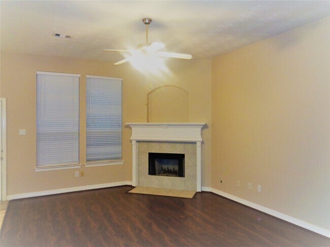 Photo - 19017 Hammer Ln