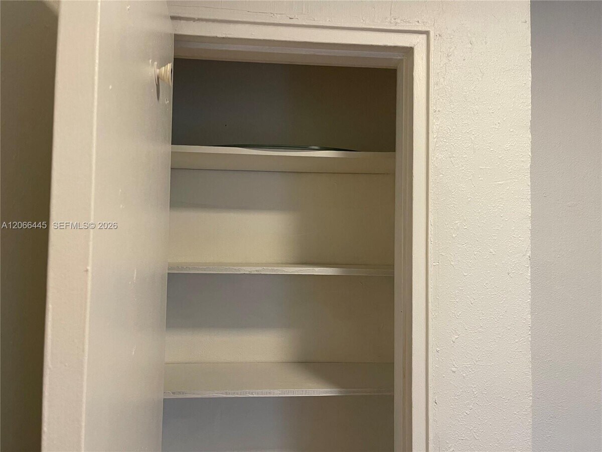 Photo - 1000 Biarritz Dr Unit 3