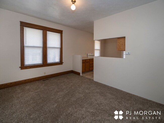 Photo - 3812 Marcy St