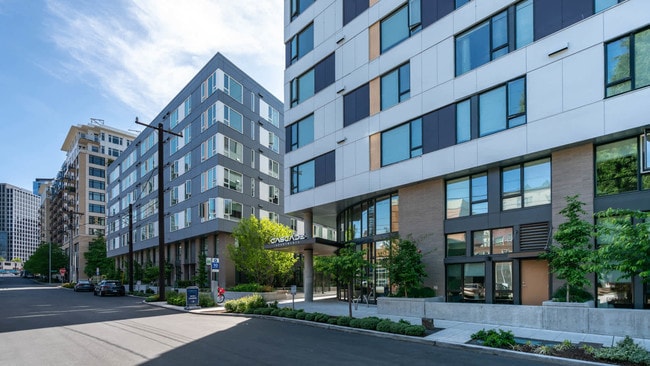 Cascade Apartments Exterior