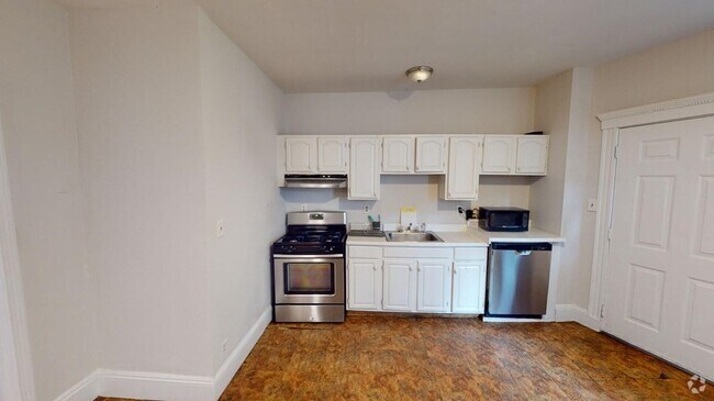 Building Photo - 692 Columbia Rd Unit 1R Rental