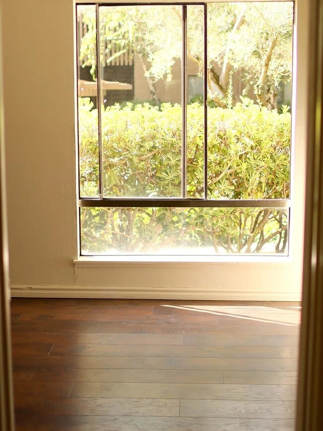 Photo - 490 N Civic Dr Unit 108