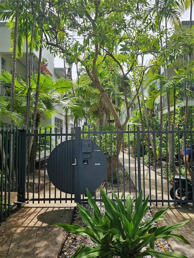 Photo - 728 Lenox Ave. Unit 6A