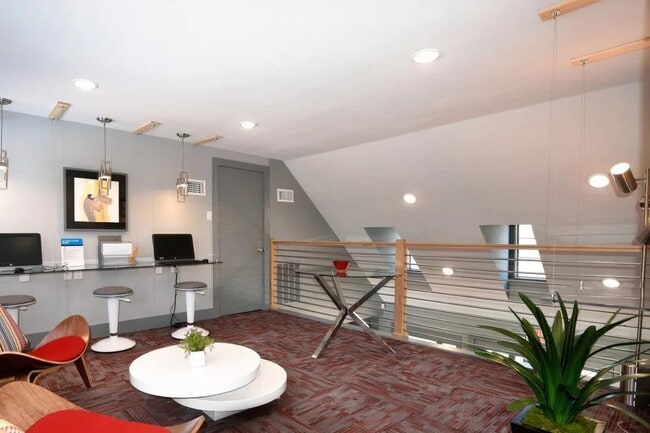 Building Photo - 25650 I-45 Unit 1301