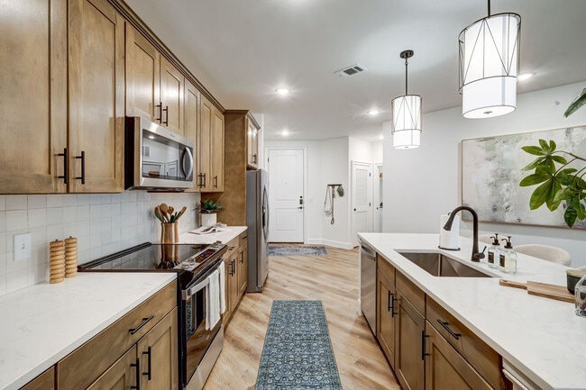 Asher Towne Lake apartments — community photo
