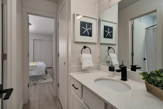 Baño de Ave East (3).jpg - Avenue East Apartments