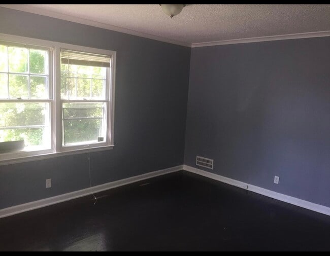 Photo - 4220 E 69th St