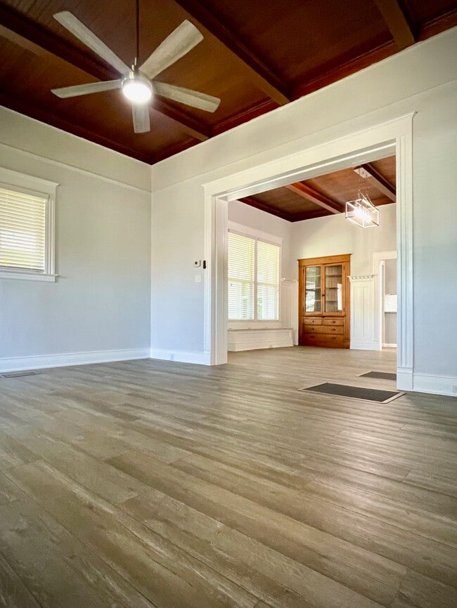 Photo - 1212 N Irwin St