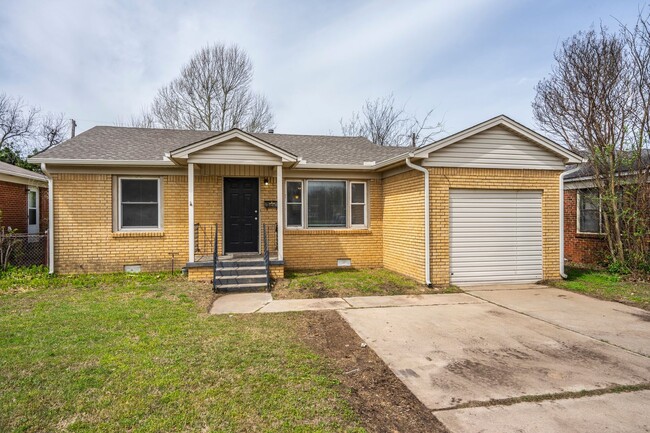 Updated 3 Bed - 1 Bath in Bethany! - Updated 3 Bed - 1 Bath in Bethany! Casa