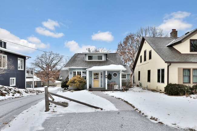 Photo - 87 Quail St