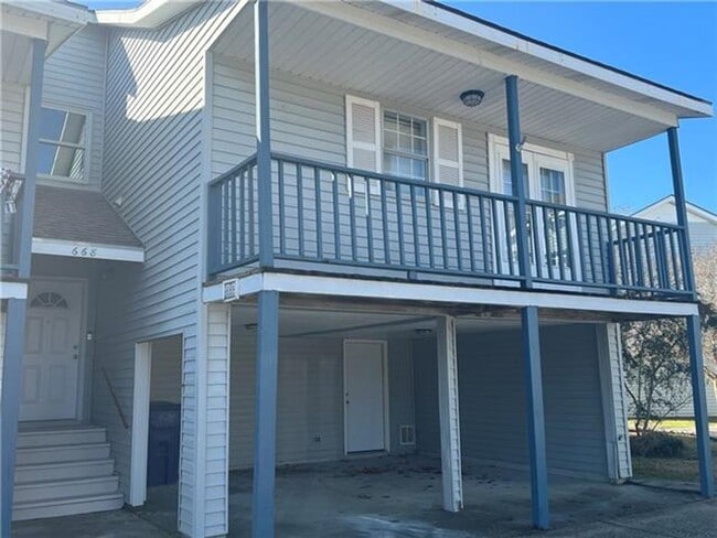 Photo - 668 Marina Dr House