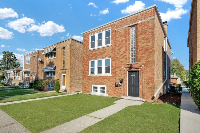 Photo - 5527 S Mason Ave Unit G