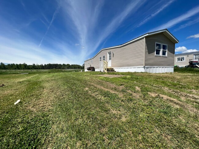 Building Photo - 1604 Hill Rd