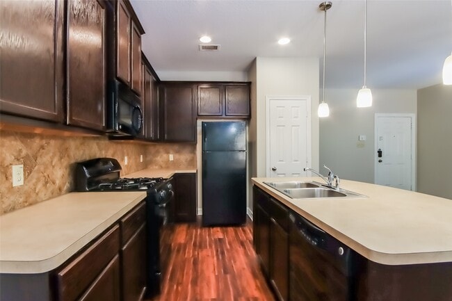 Photo - 2046 Lost Pine Ct