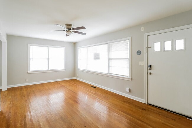 Photo - 433 Orchid Rd